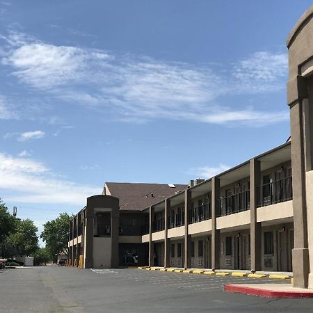 西阿尔伯克尔基戴斯酒店 阿尔伯克基 外观 照片